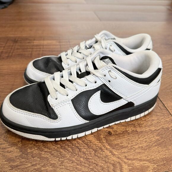 Nike Dunk Low Size Womens 7 Reverse Panda Sneakers Black & White PD9064-011 - Picture 1 of 7